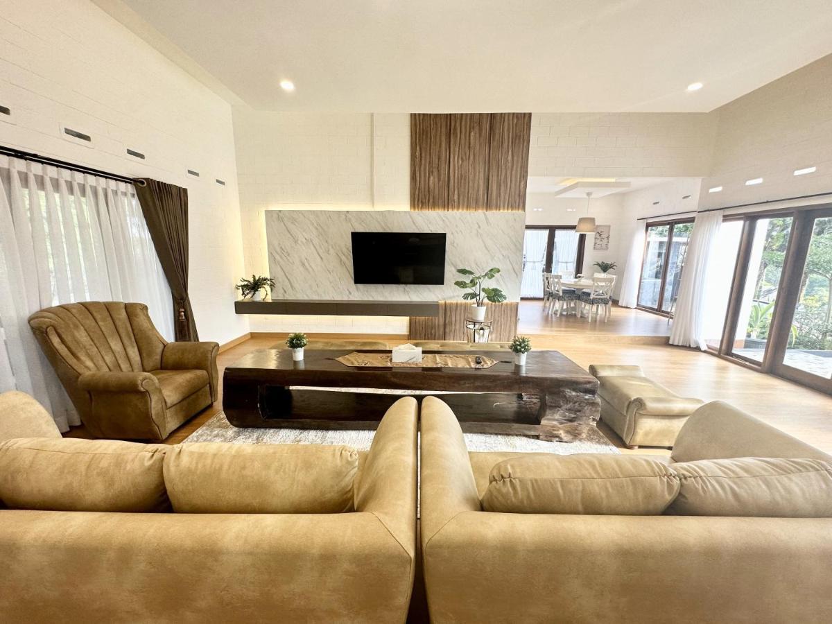 Villa Putih Le Cordon 반둥 외부 사진